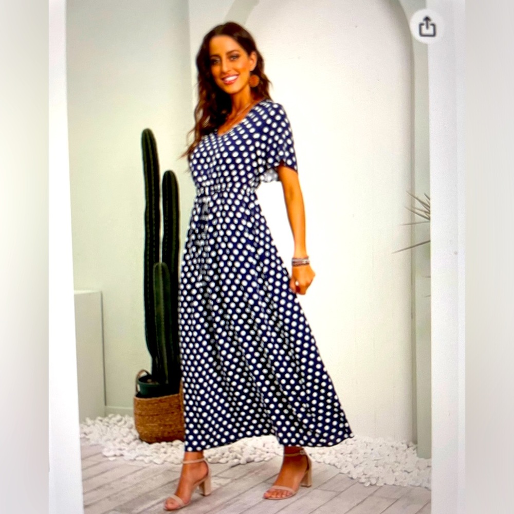 Grecerelle summer boho flows long maxi dress.  Size large.